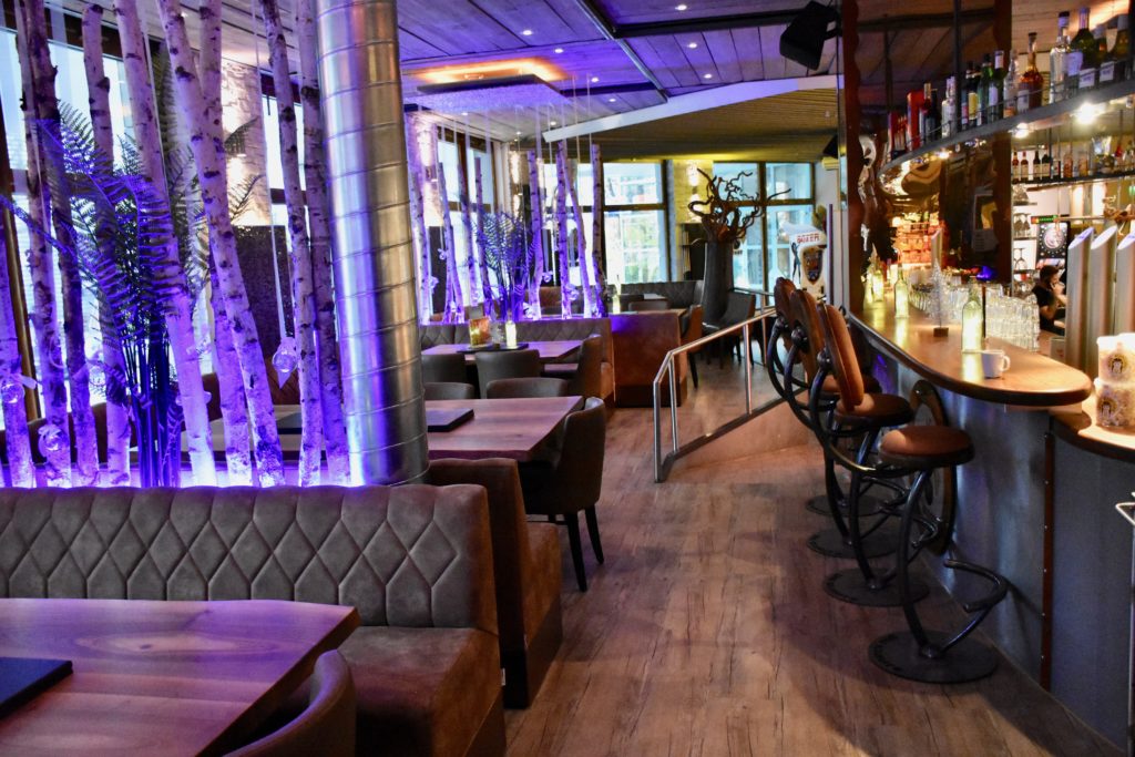 Bowling West neues Ambiente Umbau Restaurant Gemütlich